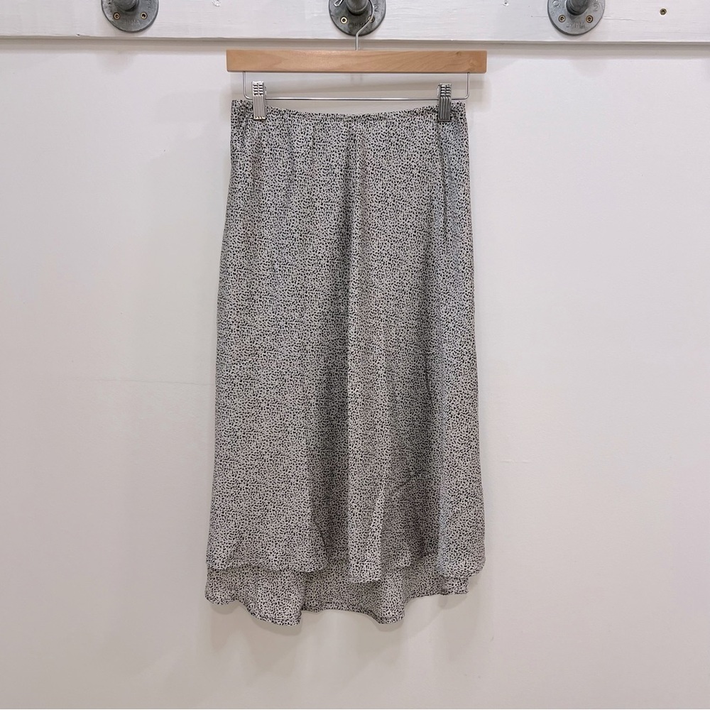 NWT Sienna Sky medium black and white skirt